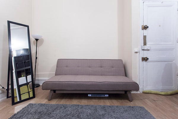 Welcome to paris.It is really well located,few blocks away from the sacre coeur. Paris, France Paris, Montmartre,cosy studio flat Private room in rental unit vacation rental 5210795