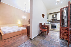 Útulný romantický apartmán, který se nachází v pěší vzdálenosti od Václavského n Prague, Czechia Rose Apartment Entire rental unit vacation rental 609221272338200956