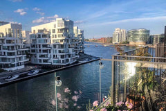 Super lækker familievenlig lejlighed beliggende ud til Københavns Havn tæt på ce  Fantastisk centralt og roligt område ved vandet. Entire condo vacation rental 33460293