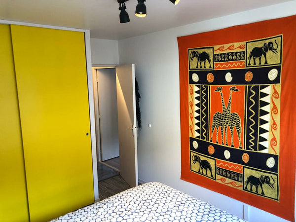 Nous louons une chambre dans notre bel appartement, spatiaux et lumineux, idéale La Matanza, Argentina Chambre 2 places au calme idéale Fête des Lumières Private room in condo vacation rental 769578571853479098