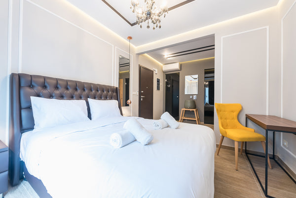 Unique atmospheric suite 28 square meters for 2ppl , of high aesthetics in a neo Athens, Greece Syntagma Luxury Living Lodge One 