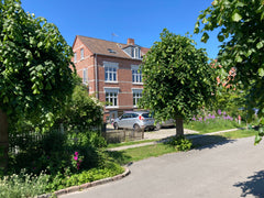 Old thownhouse from 1904 in cozy and quiet area where kids play on the streets.  Copenhagen, Denmark Townhouse near beach and 10 min. from city center Entire townhouse vacation rental 33289593