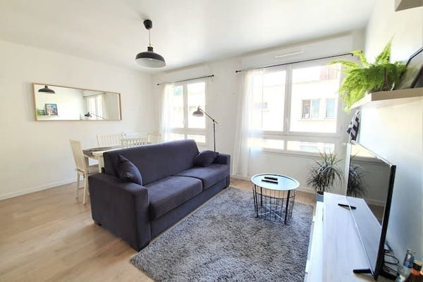 Magnifique logement de 35 mètres carrés situé dans le 18ème arrondissement de Pa Paris, France Studio neuf et cosy, près de Montmartre Entire rental unit vacation rental 28750849