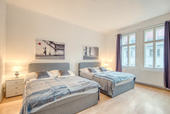 This bright apartment is a great option for a traveling group or a family of up   ⍟Super close to metro+Perfect for long term stay⍟ Entire rental unit vacation rental 50042639