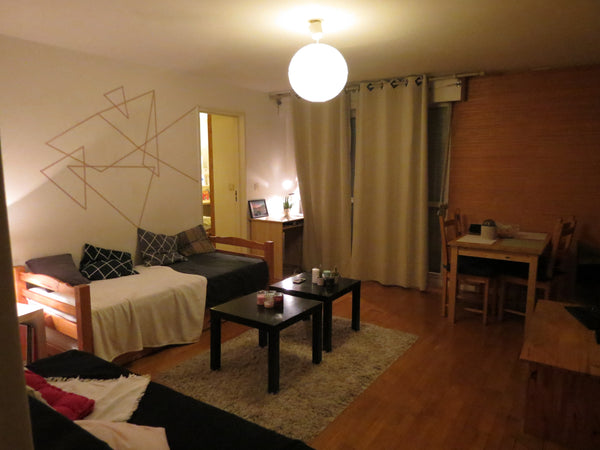 Appartement cosy de 60m2 situé dans une rue très calme. Proche du métro Gambetta Paris, France Appartement chaleureux Gambetta 20e Private room in rental unit vacation rental 16285954