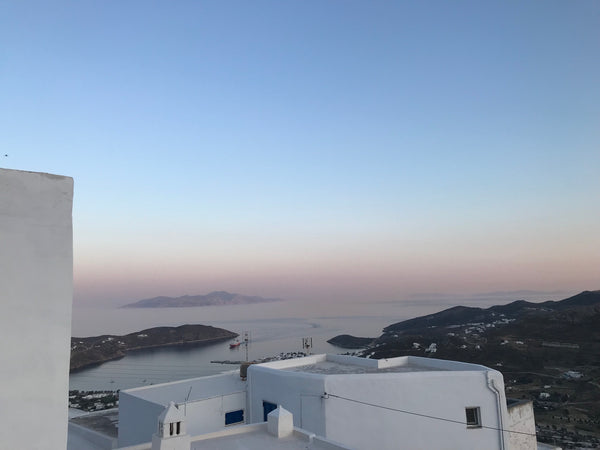 Traditional Cycladic house in the picturesque alleys of Kato Chora!<br /><br />T Greece Eri’s Traditional House - Kato Chora Cycladic home vacation rental 24845218