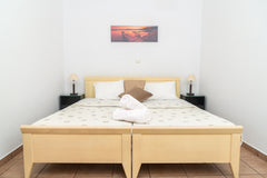 Bluewind apartments are located one minute walk  from the beach and the Bus Stat Kissamos, Greece Bluewind apartment near the sea - Enjoy summer Entire rental unit vacation rental 42484053