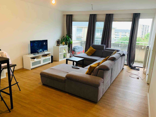 chaleureux  Apparemment moderne situé dans un quartier prisé et  très calme situ Brussels, Belgium Chaleureux Apparemment en  entier Entire rental unit vacation rental 38995246