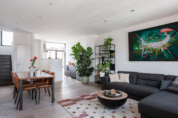 Welcome to our cozy, colourful duplex apartment at the Throne Place! <br /><br / Antwerp, Belgium Colourful duplex apt. with spacious terrace Entire condo vacation rental 53041466