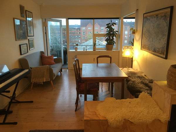 Cosy 2-room apartement on a quiet street of Nørrebro, close to shopping, parks,   Apartment on Nørrebro with parking and balcony Entire rental unit vacation rental 23919907