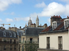 It's an East-West walk-through 45 m² flat. Very bright, this two-room flat has   Paris, France Flat right next to Montmartre Entire rental unit vacation rental 7317231