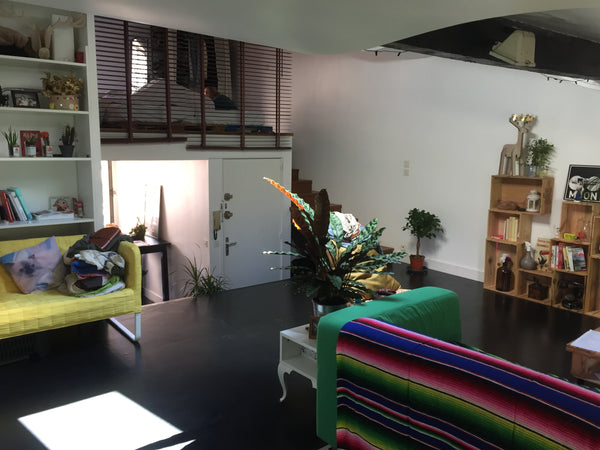 Au cœur du quartier des Chartrons, ce T2 en triplex de 45m2 atypique saura vous  Bordeaux, France Appartement atypique au cœur des Chartrons Entire rental unit vacation rental 19793304