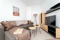 Develop Trust has been awarded with the superhost status ever since it started o GR [Bonni] - Central apt, 2' from metro station #13 Entire rental unit vacation rental 641082932191789042
