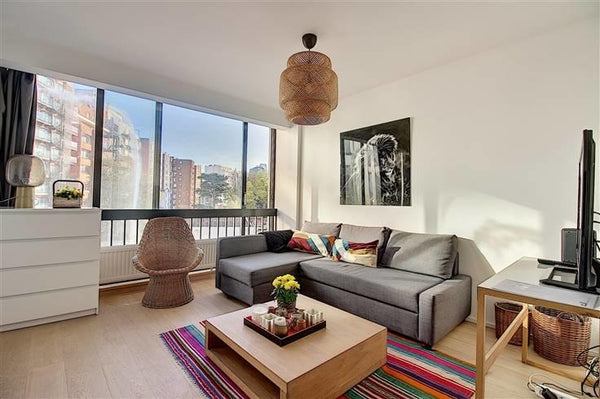 Beautiful contemporary studio. Off avenue Louise and Vleurgat tram stop with a d Ixelles, Belgium Elegant apartment by Louise Entire condo vacation rental 51774073