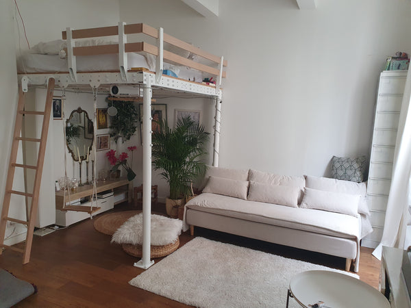 bel appartement de 46m2  en rdc dans une rue tres calme et tres central a 2 pas  Paris, France bel appartement calme et central Entire rental unit vacation rental 2590526