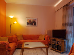 Cozy 2nd floor 2-room apartment 5' from metro station Nea Ionia and only 20' min Nea Ionia, Greece Cozy apartment 5' minutes from Metro Entire rental unit vacation rental 4385241