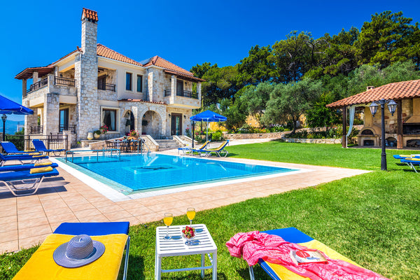 A luxury traditional Greek villa to rent in Chania, Crete. Villa with 5 bedrooms Chania, Greece Ermis Luxury Villa, Chania Crete Entire villa vacation rental 2286032