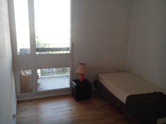 Lively neighboorhood, well connected and bituiful view on the city Paris, France SinglRoom w balc w ViewEiffelTower Private room in rental unit vacation rental 8548428