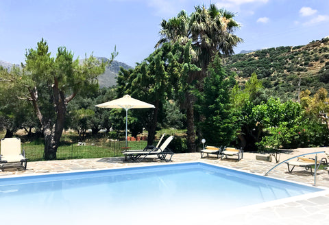 An ideal choice for couples seeking for the best value hotel rooms.<br /><br />S Rethimnon, Greece IRIDA Studios Hotel in Plakias with Garden & Pool Private room in bed and breakfast vacation rental 29112883