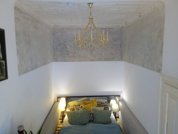 Hi everyone, at my home you are being offered a comfy 12 sm room in a traditiona Vienna, Austria cosy calm room in artsy flat close to city-center Private room in rental unit vacation rental 23580926