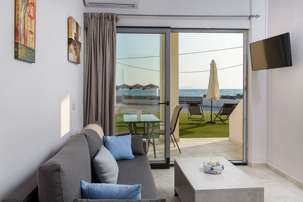 Our elegant studios Coral Sea for vacation rentals are rented on a self-catering  Coral Sea Appartment Entire rental unit vacation rental 33575160