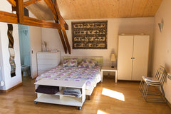 Charmant studio très calme (32 m2), à deux pas du domaine universitaire de Talen  Charmant studio à Gradignan Entire rental unit vacation rental 26132225