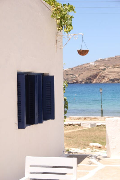 Traditional Villa, situated right next to the beach, with exquisite views of Myl Greece Beach House Entire villa vacation rental 16414557