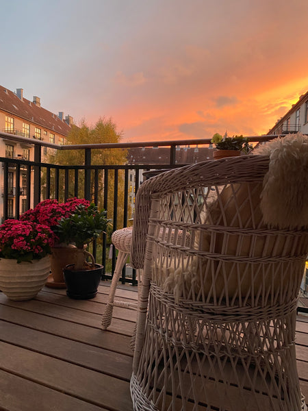 Nyd hyggelige stunder i denne centralt beliggende ejerlejlighed. Frederiksberg, Denmark Central, klassisk lejlighed med altan og gårdhave Entire condo vacation rental 542034607673605936