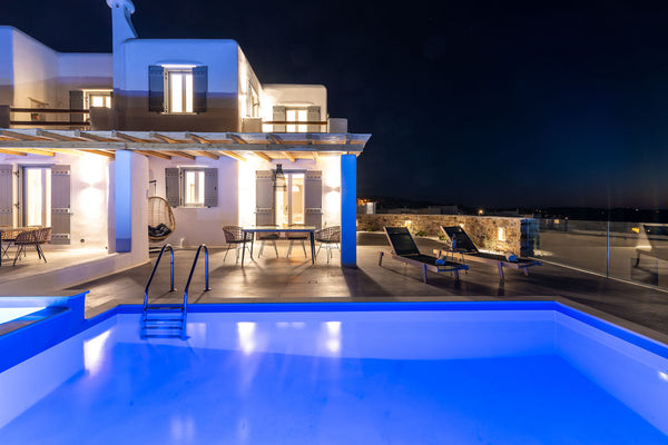 Turquoise Villa consists of two double bedded rooms and 2 bathrooms, one of thos  Turquoise Villa - Naxian Sunset Villas complex Cycladic home vacation rental 43040636