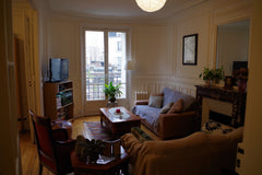 This bright apartment is spacious and ideal for a family or group of friends. It Newton, MA Sunny Apartment near Eiffel Tower Entire rental unit vacation rental 3850928