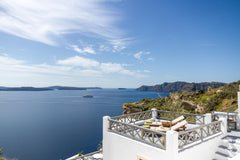 With your friends or family, with people dearly loved, enjoy your stay in the Li  Likno Cave House Cycladic home vacation rental 6088380