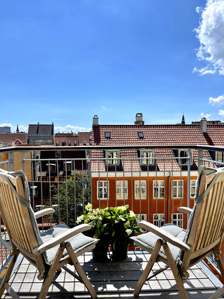 Bright apartment with supreme location Entire condo vacation rental 671738977004751306