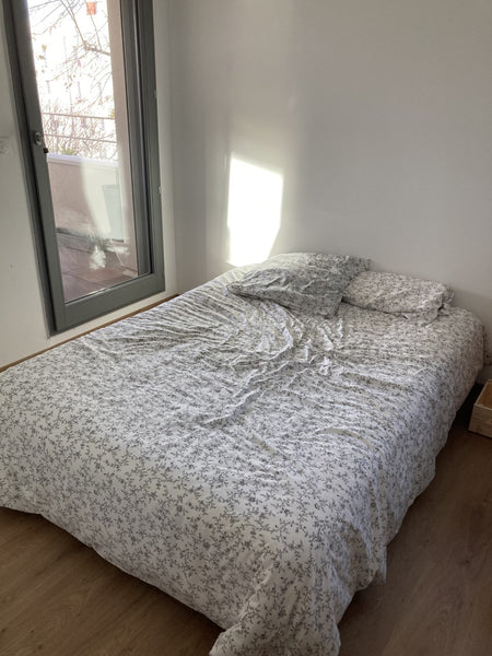C est une chambre avec douche privée, proche des transports en commun, à 20 min  Lyon, France Lyon : Chambre avec douche privée Private room in rental unit vacation rental 45292626