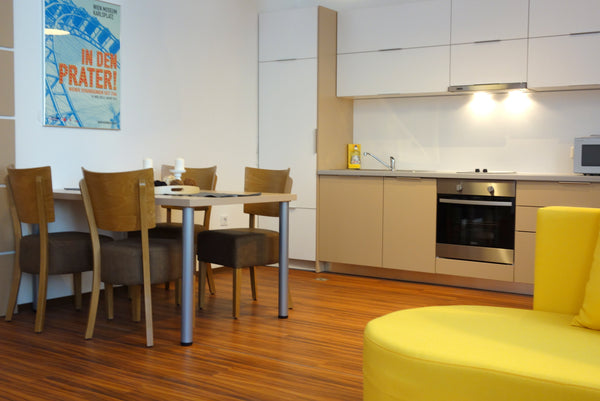 Die voll möblierten Studio-Apartments befinden sich in einem generalsanierten Wi Vienna, Austria Zirkusgasse 26 Apt 4 (Typ1) Entire rental unit vacation rental 32683272
