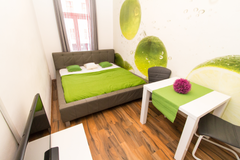Eine komplett ausgestattete Ferienwohnung und eine gute Anbindung an die öffentl Vienna, Austria CheckVienna - Haberlgasse Mini Entire rental unit vacation rental 23570246