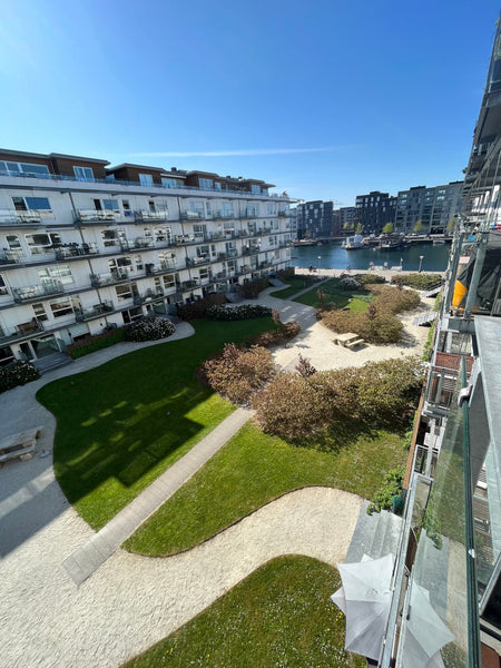 Wonderful 2 bedroom apartment with water view in one of the most beautiful and c Copenhagen, Denmark Lovely modern apartment waterfront w/ parking area Entire rental unit vacation rental 622815258570152655