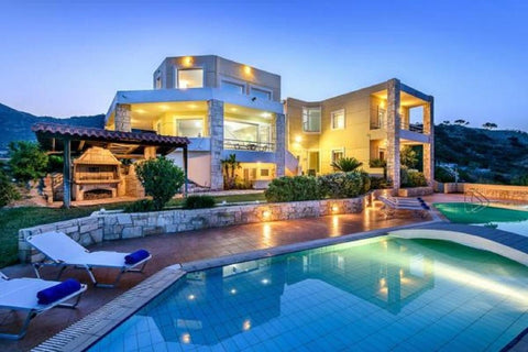 A spacious villa of 4,000 sq. m. with breathtaking view located on a hill near P Heraklion, Greece Endless View Villa Palaiokastro Entire villa vacation rental 33661124