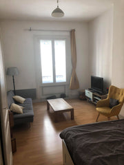 Profitez d'un logement sur Lyon, proche du centre ville, à 10 minutes à pied en  Lyon, France Lyon centre, appartement cosy Entire rental unit vacation rental 51499858