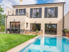 Bienvenue à Bordeaux, ville élue la plus « tendance au monde » selon le Lonely P  Magnifique villa avec piscine au coeur du vignoble Entire villa vacation rental 567322180418287970