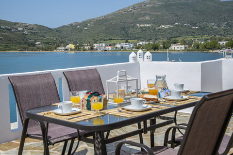 • Premium Location! At the picturesque port of Andros Island (Gavrion)!<br />• W Athens, Greece Premium Cycladic House - Perfect for large groups Cycladic home vacation rental 24675798