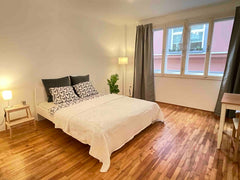 eine wunderschön neu mobilierte wohnung auf der mariahilfer strasse wartet auf s Vienna, Austria great apartment at mariahilfer street Entire rental unit vacation rental 52687281