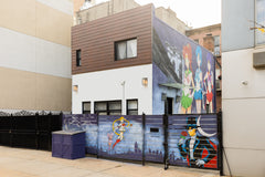 Welcome to an urban sanctuary nestled in the heart of the vibrant Williamsburg n  Home in Brooklyn · ★5.0 · 3 bedrooms · 3 beds · 1.5 baths Entire home vacation rental 990686048687376526