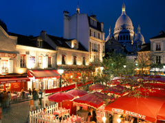 Hi<br /><br />-My charming studio is in the center of Montmartre (Paris). It off  Romantic,sweet studio in Montmartre Entire rental unit vacation rental 2470272