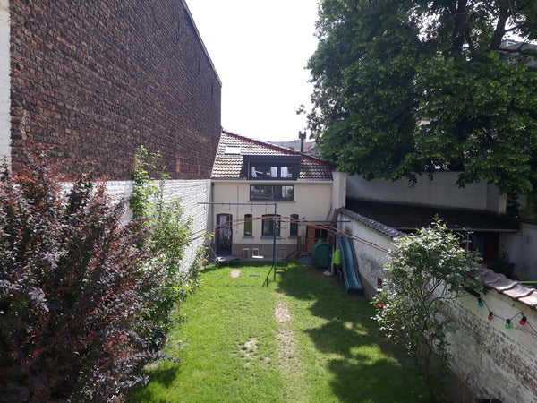 Charmante arrière maison bruxelloise tout confort sur deux étages, agréablement  Sint-Jans-Molenbeek, Belgium Charmante arrière petite maison au centre de BXL Entire guest suite vacation rental 22488498
