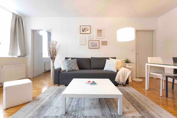 You live in one of the best and hippest locations of Vienna, just a 15 min walk  Vienna, Austria Great place - hip area, food market, city center Entire rental unit vacation rental 26102779