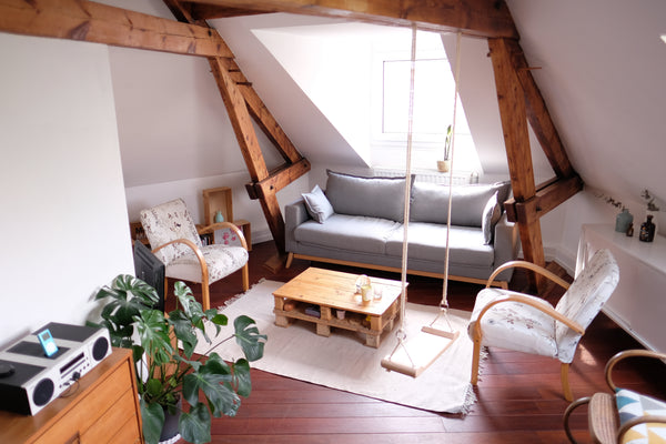 Bonjour ! Mon nom est Coline et je vous accueille dans mon joli appartement avec Schaerbeek, Belgium Cosy and charming apartment Entire rental unit vacation rental 26374988