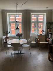 Lejligheden ligger på Jægersborggade. Den hyggeligste gade på Nørrebro med butik Copenhagen, Denmark Skøn lejlighed centralt på Nørrebro Entire condo vacation rental 635815345234099803