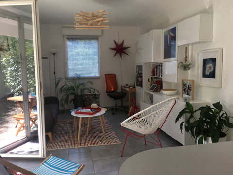 Bienvenue dans mon chez moi ! T2 situé à 8 mn à pied du Tram C. Proche de la gar  Cocon proche Bordeaux Entire condo vacation rental 44800793