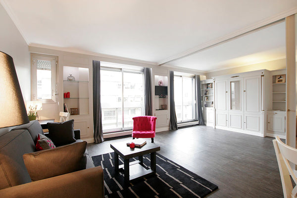 <b>The space</b><br />Convertible with a sliding partition with a side bedroom a Paris, France Large Studio rue des Sablons Entire rental unit vacation rental 2940046