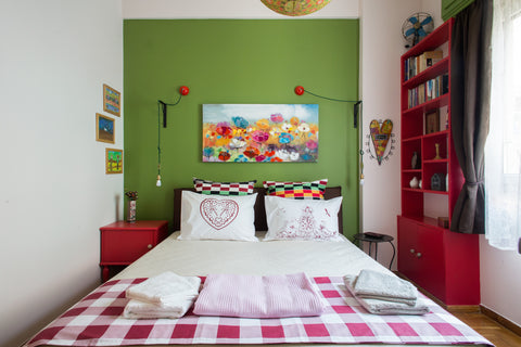 A cosy, colourful and convenient apartment in the oldest neighborhood of modern  Athens, Attica, Greece Cosy 2BD apt 10'from Acropolis & historical center Entire rental unit vacation rental 17542914